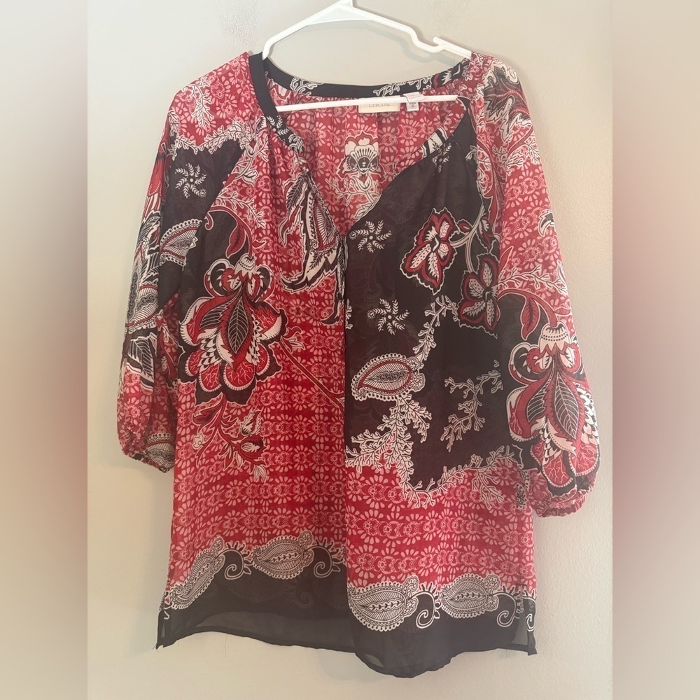 Chico's Cabaret Rouge Carissa Top Chico's Size 1 US Size M